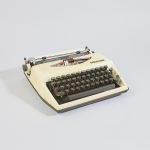 1706 7050 TYPEWRITER